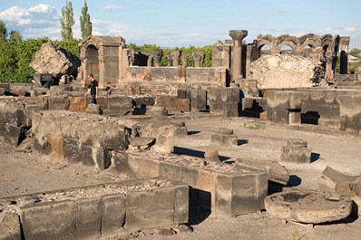 Templo Zvartnots, Armenia