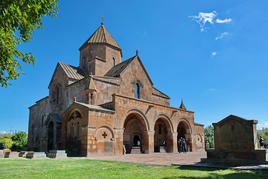Monumentos y Sitios de Interés en Armenia