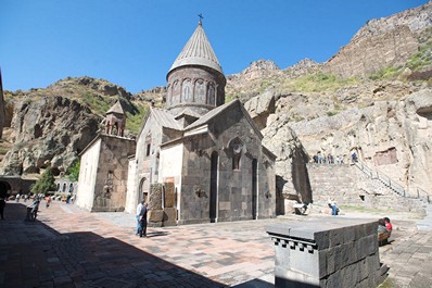 Best time to visit Armenia. Summer