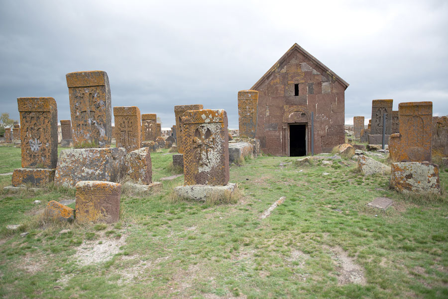 Кладбище хачкаров в селе Норатус