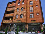 Bass hotel