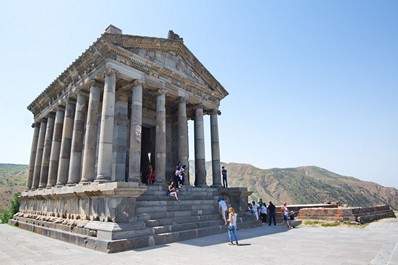 Templo del Sol, Garni, Armenia