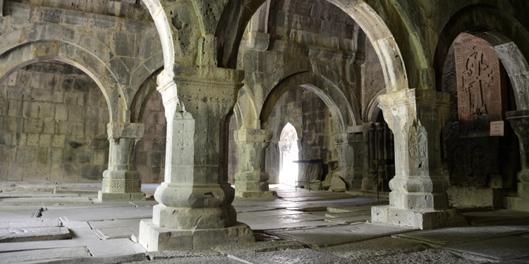 Viajes al Monasterio de Sanahin, Armenia