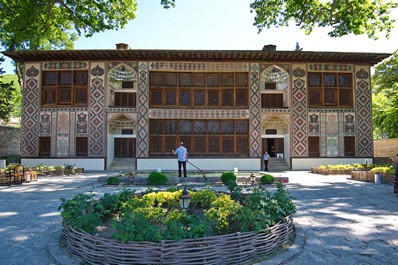 Palacio de los Kanes en Sheki, Guía para Viajar a Azerbaiyán