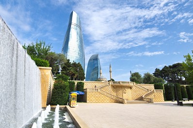 Башни Пламени в Баку