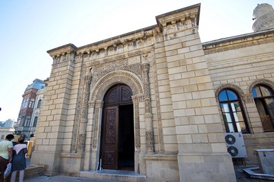 Juma Mosque, Baku