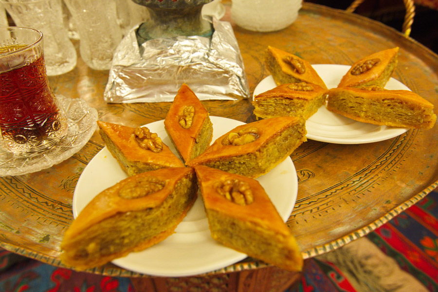 Азербайджанские сладости, Пахлава