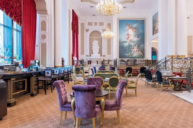 Lobby lounge, Quba Palace Hotel