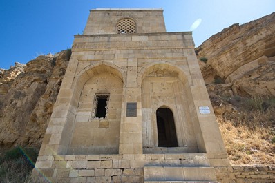 Diri-Baba Mausoleum-Mosque of the 15th Century, Shamakhi