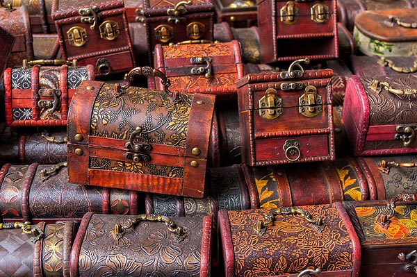 Oriental Bazaar in Kashgar - Muslim flavor of China