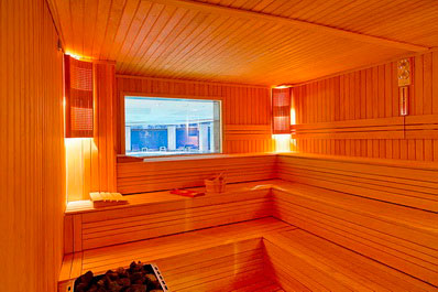 Sauna, Intourist Palace Hotel