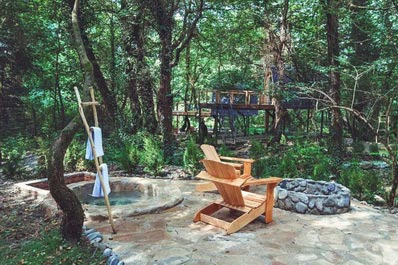 Outdoors, Duende Treehouses and Cocktails Glamping