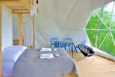 Glamping, Wine Space Guest House