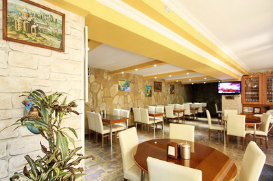 Restaurant, GTM Kapan Hotel