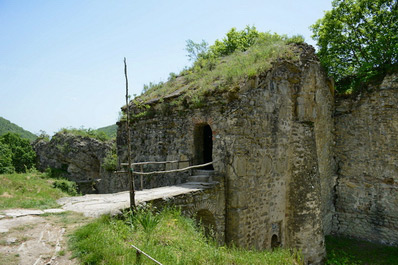 Fortaleza de Ujarma cerca de Tiflis