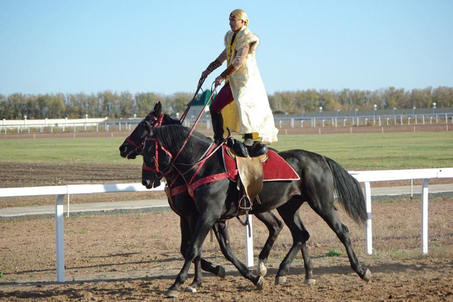 Казахские конные игры