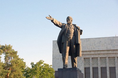 Памятники Бишкека
