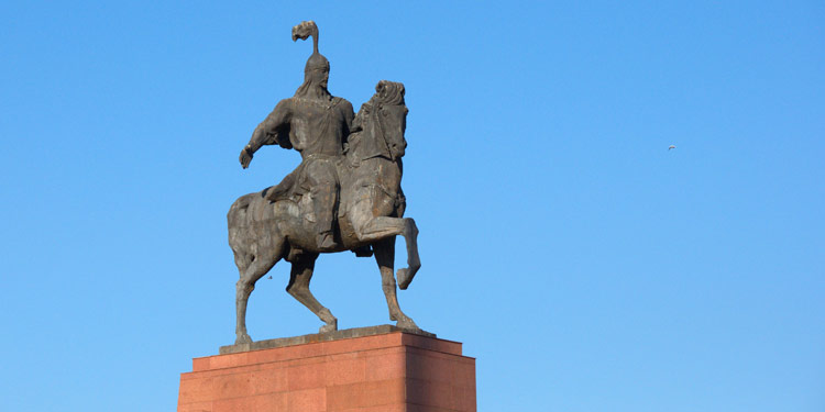 Monument Manas à Bichkek