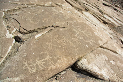 Petroglifos Langar