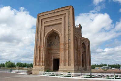 Mausoleum of Tyurabek-khanym, Kunya-Urgench