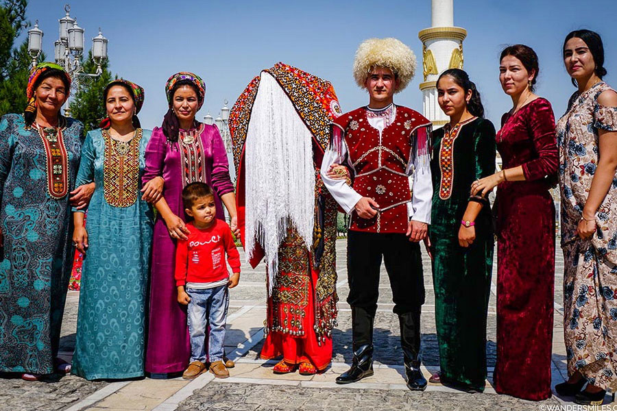 トルクメニスタンの結婚式の儀式と伝統