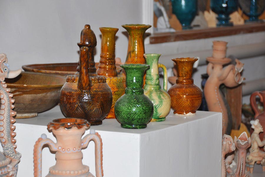 ブハラ近郊のギジドゥヴァン陶磁器博物館