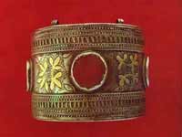 Bracelet. Silver, semi-precious stone. Stamping.