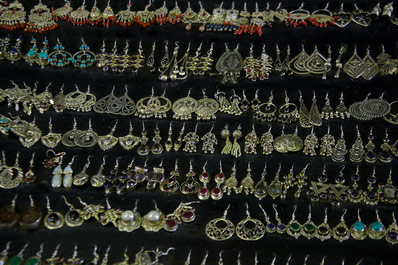 Jewelry. Uzbek souvenirs
