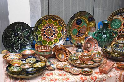ウズベキスタンの手工芸品と応用美術