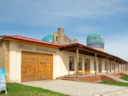 Hôtel Bibi-Khanum