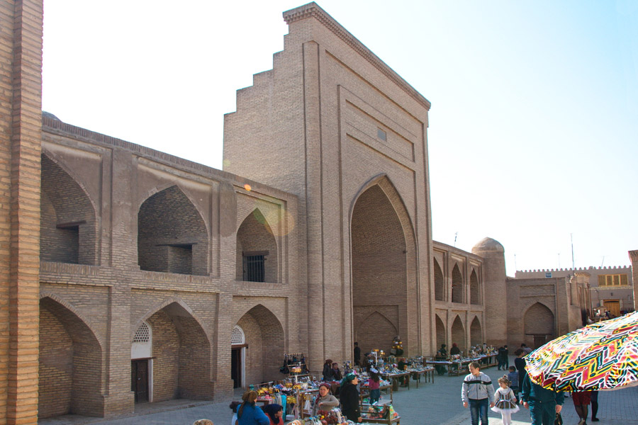 Madraza de Shergazi Khan, Khiva