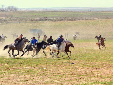 uzbekistan game kazakh traditions held advantour