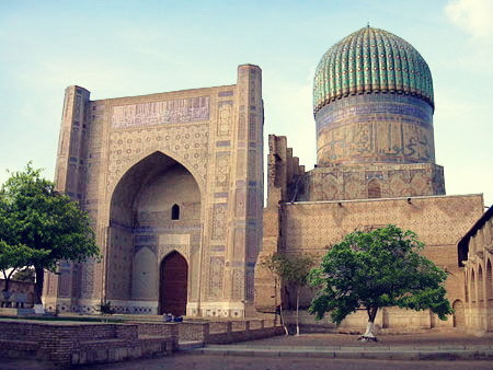    http://www.advantour.com/img/uzbekistan/photo-gallery/bibihanum-mosque.jpg               