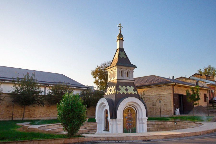 Chapel near the Kamolon gates, Tashkent