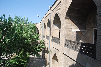 Centro de Artes Aplicadas en la Madrasa Abul Kasim, Tashkent