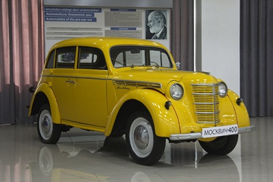 Moskvich-400, el primer coche de producción en serie de la URSS, Museo Politécnico