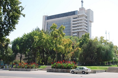 The building of the Sharq - publishing and printing joint-stock company, Taschkent