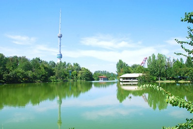 La vue sur la tour de télévision, Tachkent