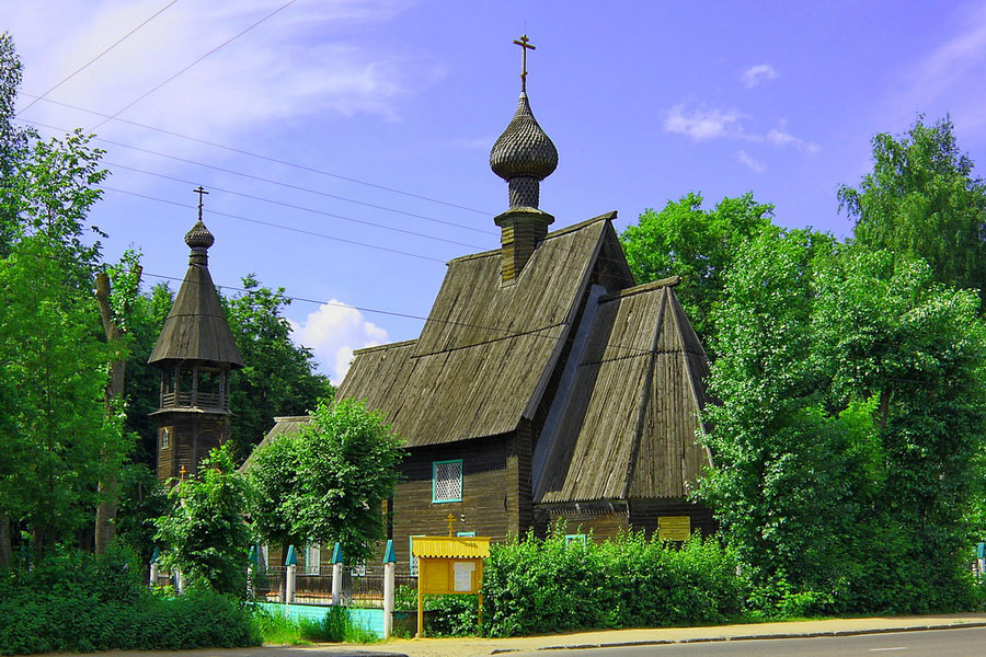 L'Eglise de cimétière Uspensky