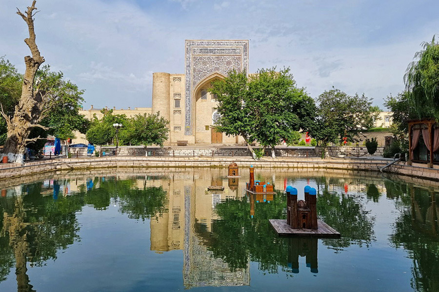 Lyabi-Khauz Ensemble, Bukhara, Uzbekistan