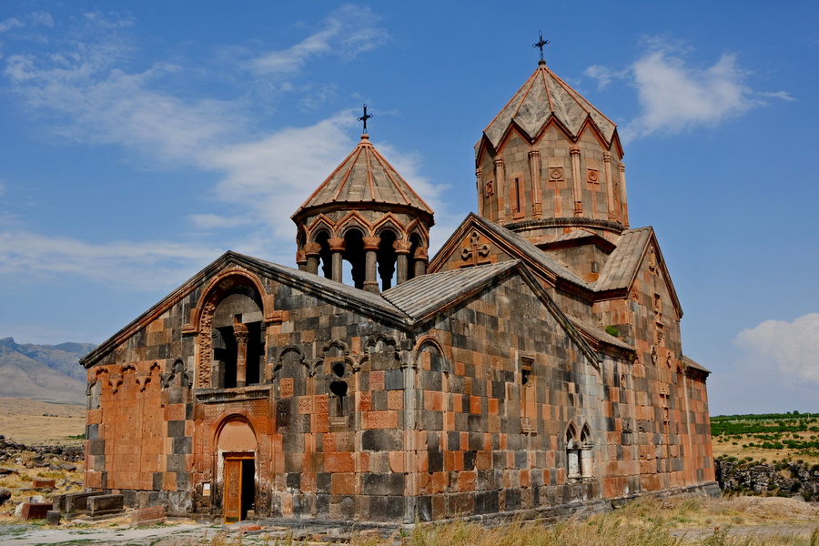 Ovanavank near Aragatsotn