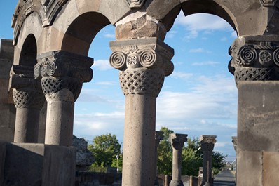 Templo Zvartnots, Armenia