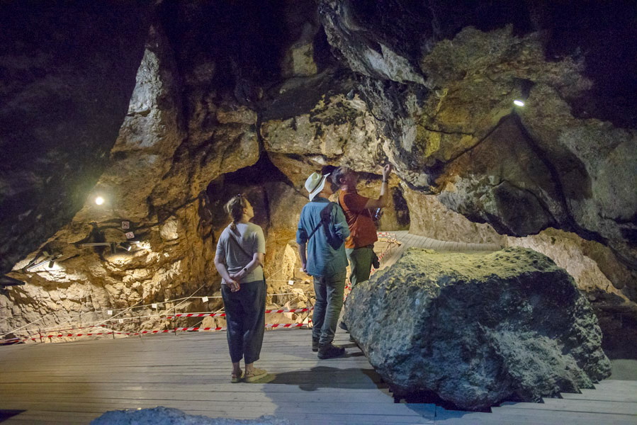 Areni-1 Cave Complex, Armenia Areni-1 Cave Complex, Armenia