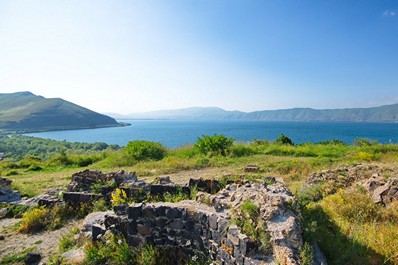 Turismo Cultural en Armenia: Lago Sevan, Armenia