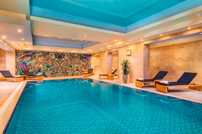 Pool, National Hotel
