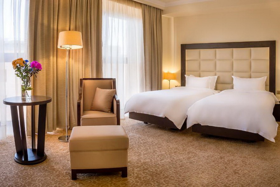 Paris Hotel, Yerevan