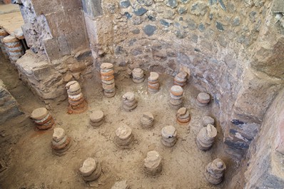 Baños, Garni, Armenia