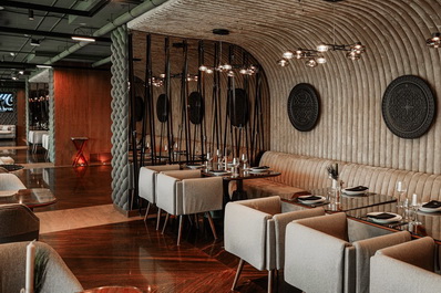 Зал, Ресторан Hayrik