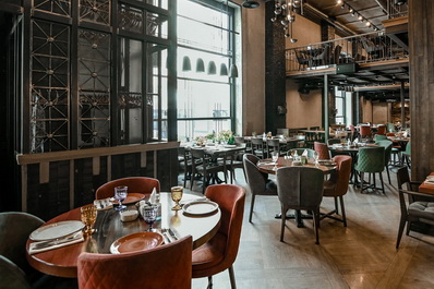 Hall, Sherep Restaurant