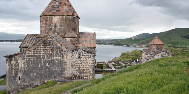 Viajes al Monasterio de Sevanavank, Armenia